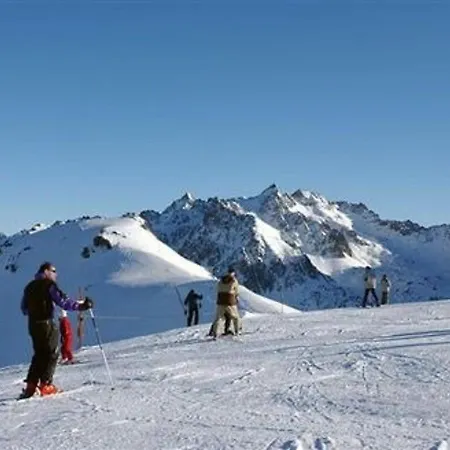 Pour 5 A La Mongie, Pied Des Pistes, Balcon, Lave-linge - Fr-1-404-104 شقة