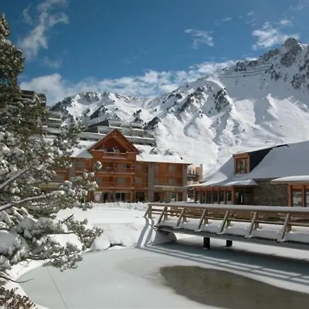 Pour 5 A La Mongie, Pied Des Pistes, Balcon, Lave-linge - Fr-1-404-104 لا مونجي